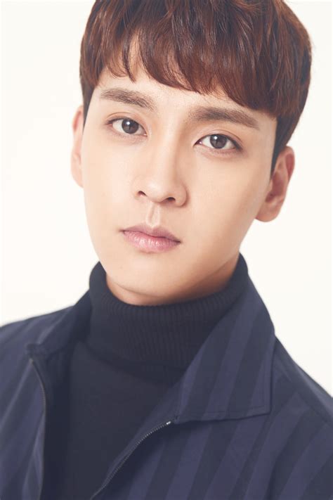 Biodata Dan Fakta Menarik Choi Tae Joon HeyNoona Media Korea Dari