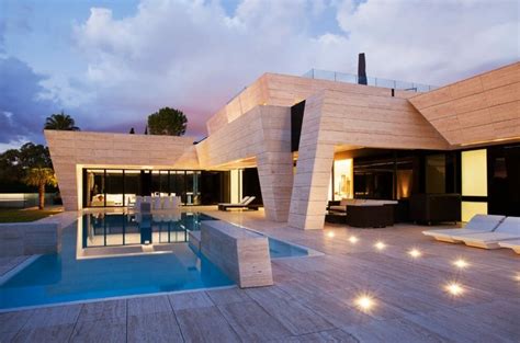 Tischplatte classic werzalit ist der klassiker unter den tischplatten. Travertin Fliesen für Innen und Außen - ein Haus in Spanien