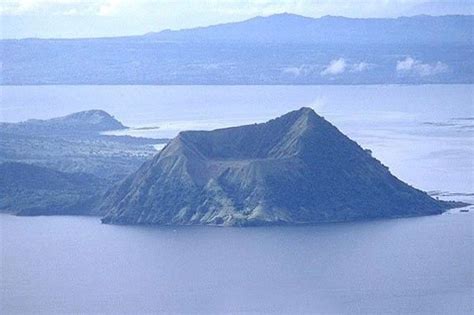 This page is about the meanings of the acronym/abbreviation/shorthand phivolcs in the academic & science field in general and in the geology terminology in particular. Phivolcs nagbanta sa posibleng pagsabog ng Taal | Pilipino ...