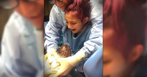 12 Year Old Girl Helped Deliver Baby Brother Then Has Sweet Reaction