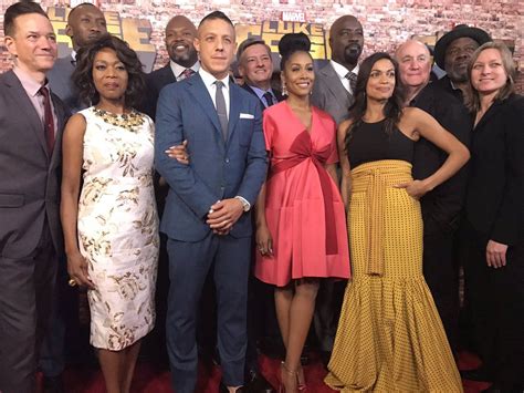 The Awesome Cast And Crew Of Luke Cage Luke Cage Premiere 📰👑🚺 🔫💪🚺💈 🎬