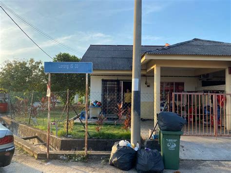 Sempurna resort juga berhampiran dengan taman indera sempurna. CORNER LOT SINGLE STOREY HOUSE, INDERA SEMPURNA, KUANTAN ...