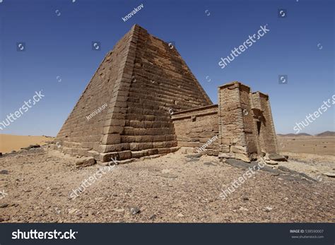 Pyramidal Tomb Meroe Sudan Stock Photo 538590007 Shutterstock