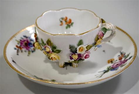 Beautiful Vintage Meissen Porcelain Floral Encrusted Demitasse Cup White With Applied Flowers