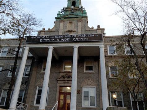 Pleasant Plains man accused of stealing $50K in checks from Yeshiva of Staten Island - silive.com