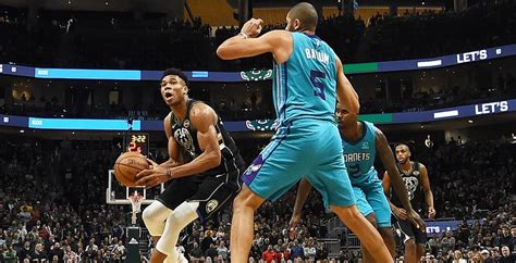 The bucks and the charlotte hornets have played 115 games in the regular season with 60 victories for the bucks and 55 for the hornets. La NBA revient à Paris en 2020 avec le match Bucks vs. Hornets