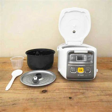 Tiger Jai R W Microcomputer Rice Cooker L For Living Alone From