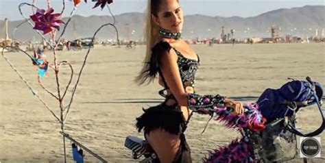 The Hot Babes Of Burning Man Festival 2017 Video