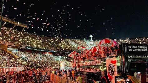Con Unos 70000 Hinchas River Campeón Celebró Su Copa Libertadores