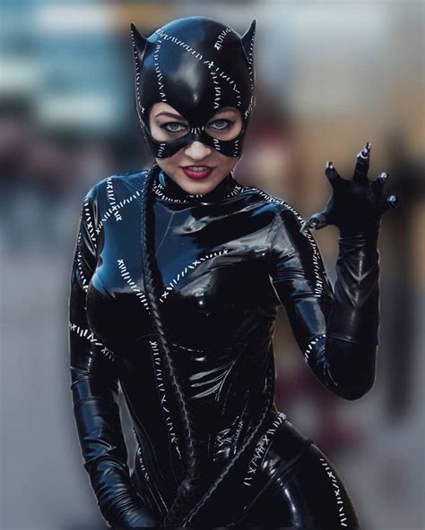 Pin By David Trace On Cosplay Catwoman Fashion Cosplay Catwoman