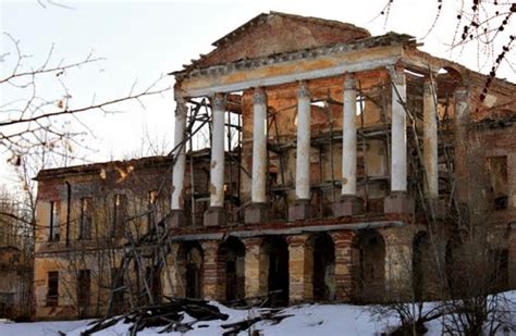 Splendor To Ruin The Ropshinsky Palace