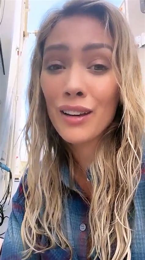 Hilary Duff Works Amid Daughter Maes Hand Foot And Mouth Disease