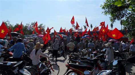 After Anti China Protests In Vietnam Chinese Flee To Cambodia