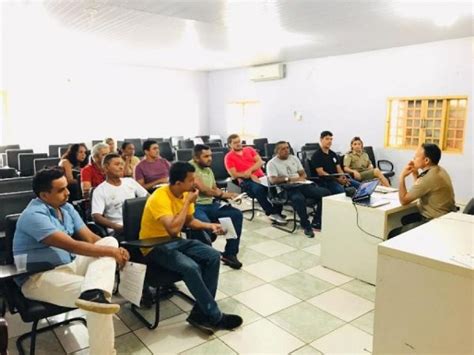 Comando Do 9Âº Bpm ReÃºne Com Donos De Bares E Representantes De Blocos Carnavalescos Para