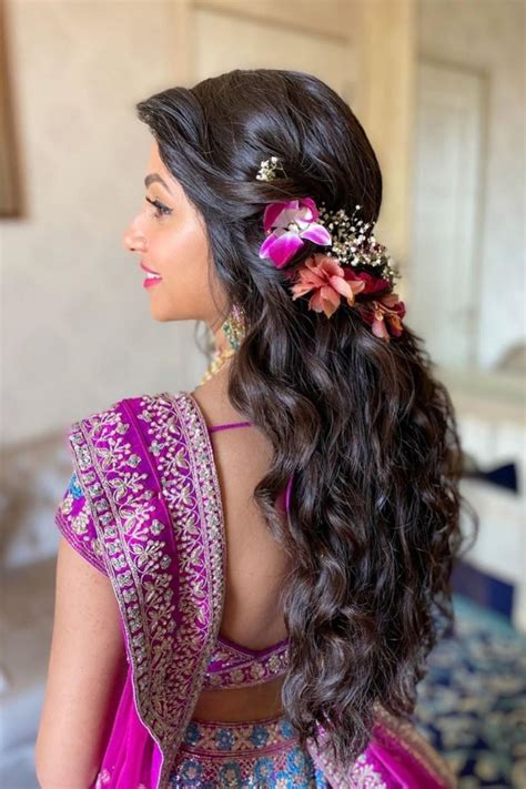 Isnt This Brides Unique Flower Hairstyle Giving Us Some Major Inspiration Indianweddings