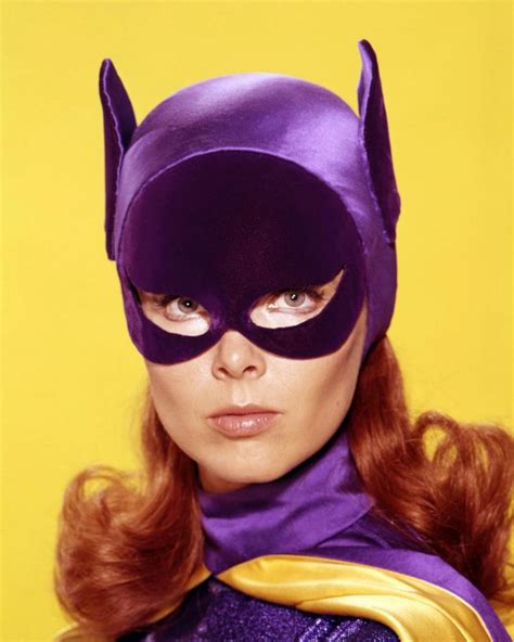 Morreu Yvonne Craig A Batgirl Dos Anos 60