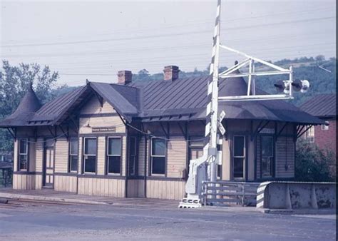 Hours may change under current circumstances Log Cabin Restaurant Zelienople - HOME DECOR