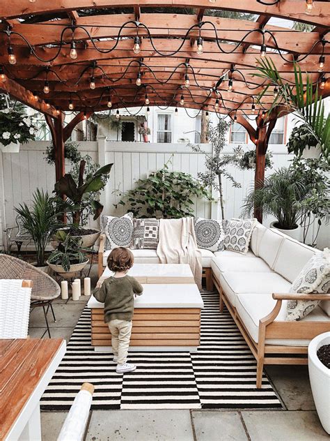 8 Awesome Pergola Decorating Ideas Backyard Living St - vrogue.co