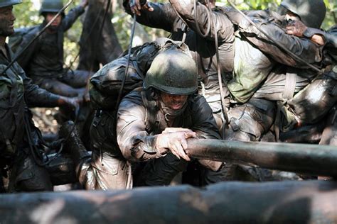 Military Exercise Teamwork Army Mud Training Endurance Mission