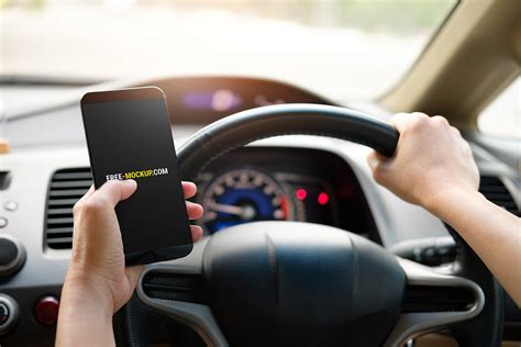 mobile-screen-in-car-mockup-free-mockup