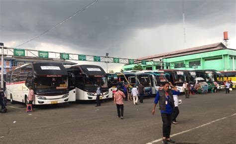 Seri manjung bus terminal also accommodates several taxi services other than bus services, providing convenience for the public to get to the bus terminal. Terminal Bekasi Masih Sepi Penumpang Jelang Nataru ...