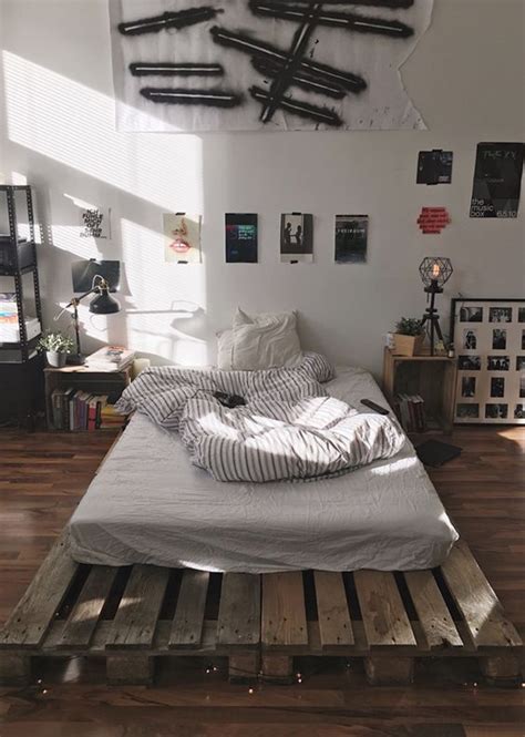 We also know that most men get scared when hearing the word decorating. 20 Masculine Bedroom Ideas To Bring Your Style | Home ...