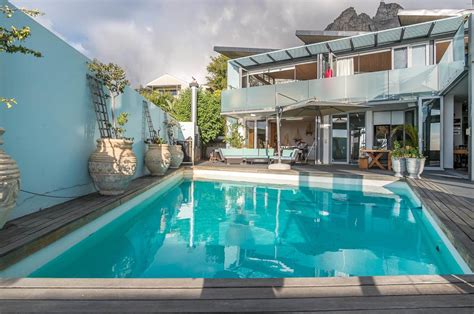 5 Bedroom House in Camps Bay For Sale R33,000,000 #2073832