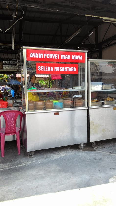The new millennium has brought people to new kind of halal dining places where reasonable pricing quality food is serve at the shortest waiting time. Resepi Sambal Nasi Ayam Penyet Wong Solo - leechgraduates