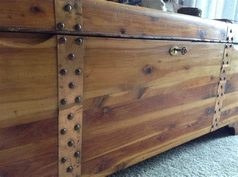 1912 13 Red Standard Cedar Chest Collectors Weekly