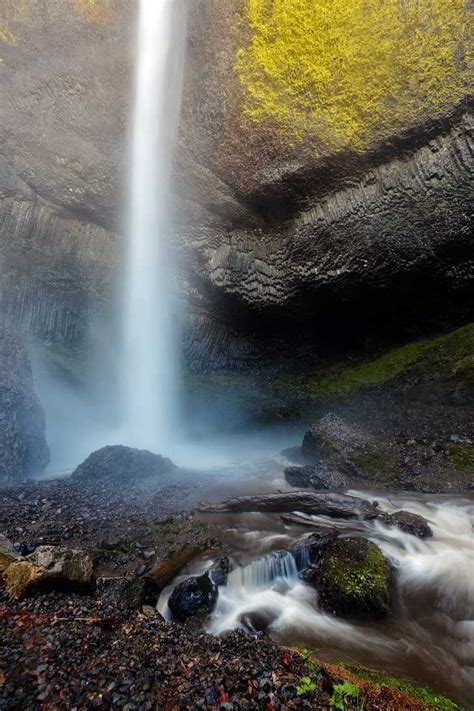 Latourell Falls Hike - Easy Waterfall Hikes Near Portland ...