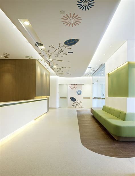 Chic But Welcoming Doctors Clinic Design Ideas Bored Art Hospital