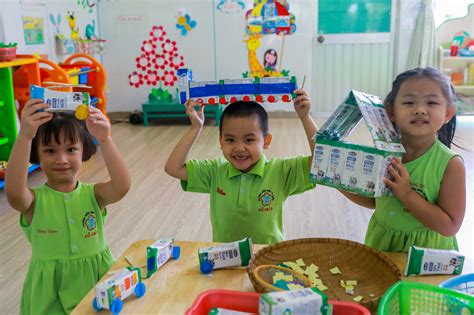 Vinamilk Celebrates 14 Years Benefiting Vietnamese Children With School