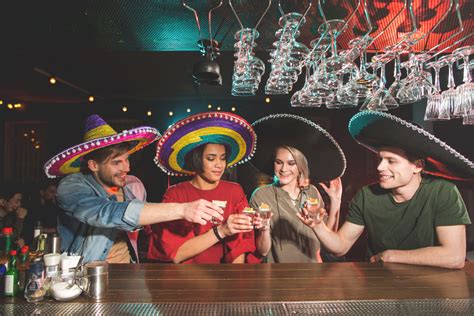 Вечеринка в мексиканском стиле идеи костюмы и атрибутика для мексиканской вечеринки