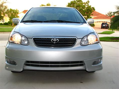 Comfort features not luxurious but power windows and locks are minimum necessities and this car has it. Toyota Corolla S 2005 - For Sale - Broward County, FL