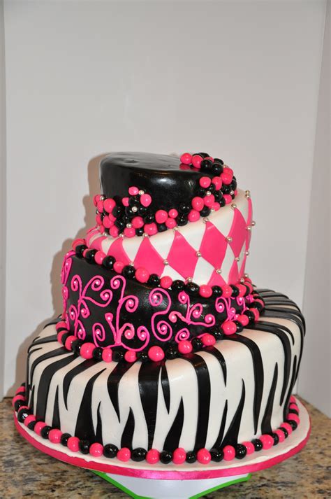 Hot Pink Zebra Cake Bday Party 2nd Birthday Pink Zebra Cakes Lizette Decorating Cakes Fancy
