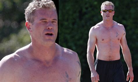 Hunky Eric Dane Thrills His Admirers With Yet Another Shirtless Workout Daily Mail Online