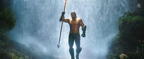 First Official Look At The Classic Aquaman Costume Rdccomics