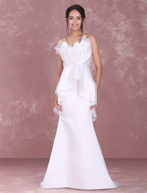 Satin Mermaid Wedding Gown With Strapless Applied Design Milanoo