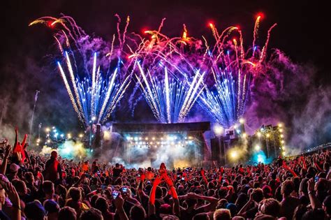 Best Music Festivals In 2017 Glastonbury Creamfields Isle Of Wight