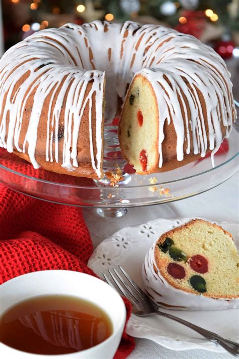 These bundt cake recipes are easy and delicious ways to eat dessert. Christmas Cherry Butter Bundt Cake - Lord Byron's Kitchen