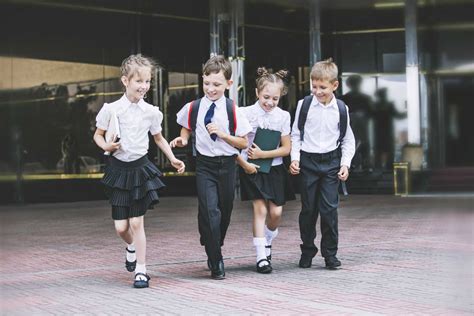 Why Should Students Wear School Uniforms Education