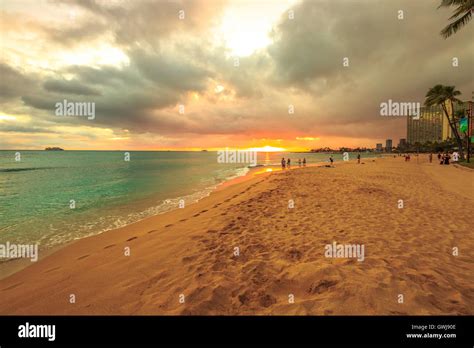 Waikiki Beach Sunset Stock Photo Alamy
