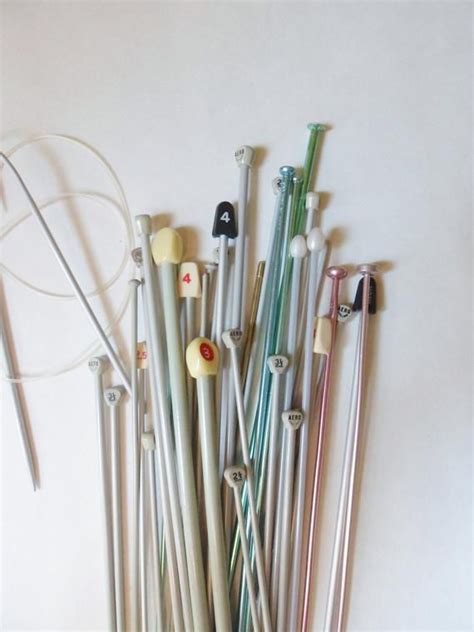 37 Assorted Knitting Needles Vintage Metal Knitting Needles Etsy