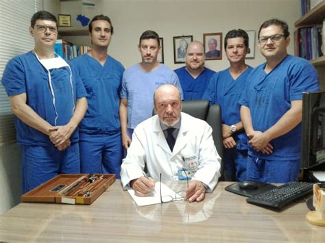 Certa Clinica Realizou Uma Pesquisa Acerca Do Historico De Cirurgias