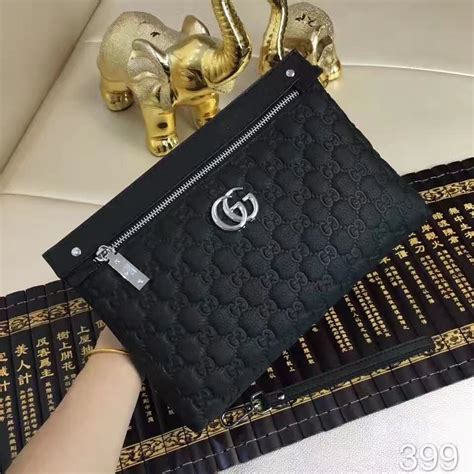 Chanel price in malaysia may 2021. Size:28cm×19.5cm×3cm Price:$33 | Chanel boy bag, Shoulder ...