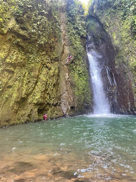 Gravity Falls Waterfall Jumping Canyoning From La Fortuna La Fortuna