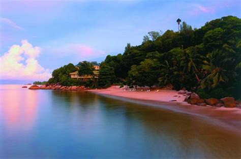 An Affordable Seychelles Beach Resort
