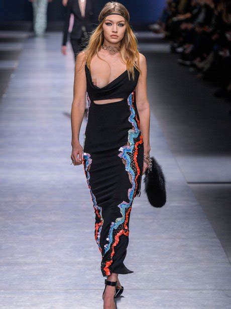 Gigi Hadid Flashed All The Flesh On The Versace Runway During Milan
