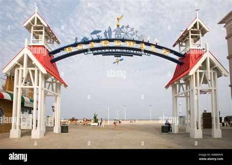 Welcome To Ocean City Maryland Boardwalk Sign Stock Photo Alamy