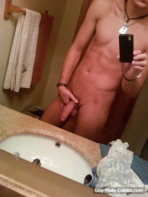 Murray Swanby Leaked Nude Selfie Photos Man Men
